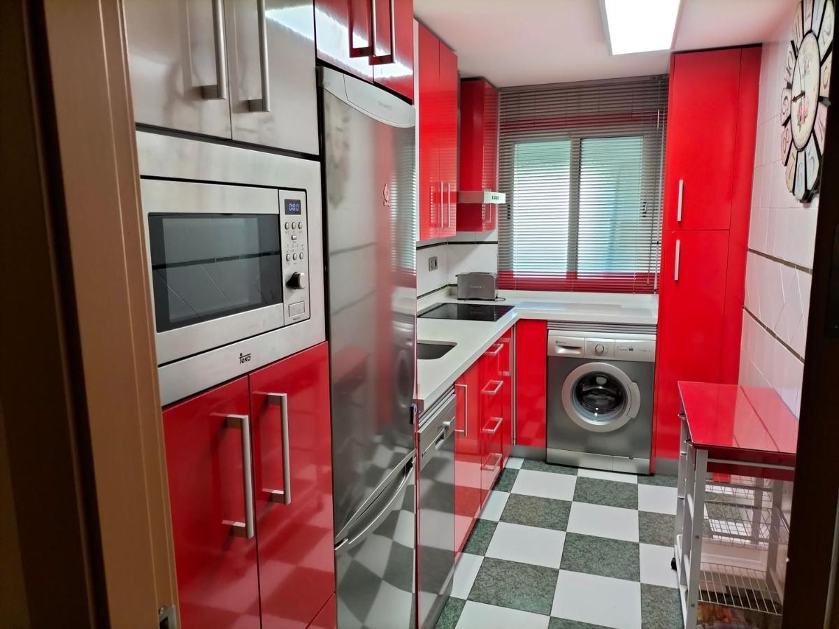 Piso Turistico En Granada. Zona Palacio Deportes Apartamento Granada
